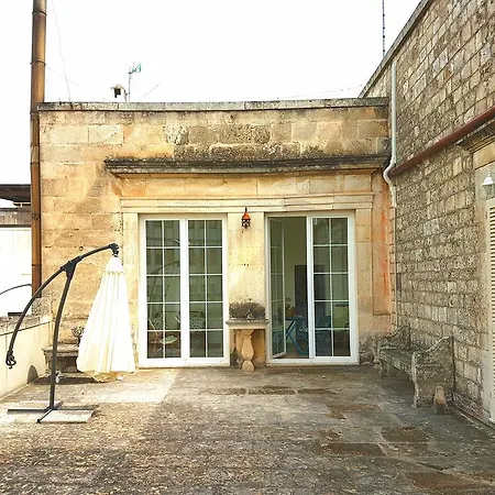 Palazzo Rodio *