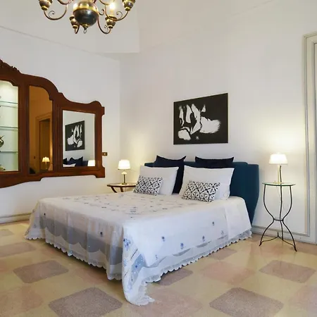 Palazzo Rodio Apartment *