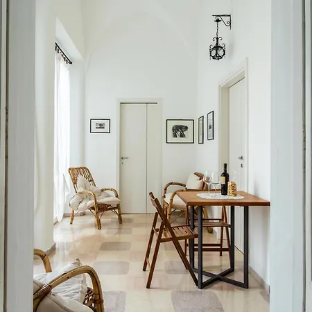 Palazzo Rodio *