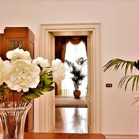 Apartment Palazzo Rodio *